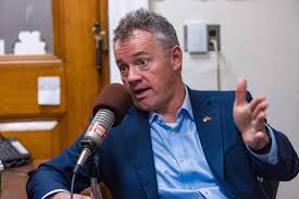 Shortsleeve’s AI-assisted ad lands in unregulated landscape