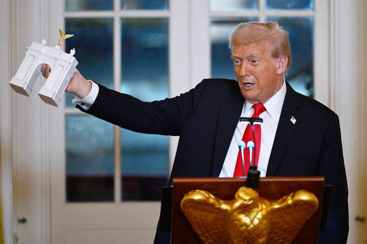When Trump doesn't like the news, he makes new news
