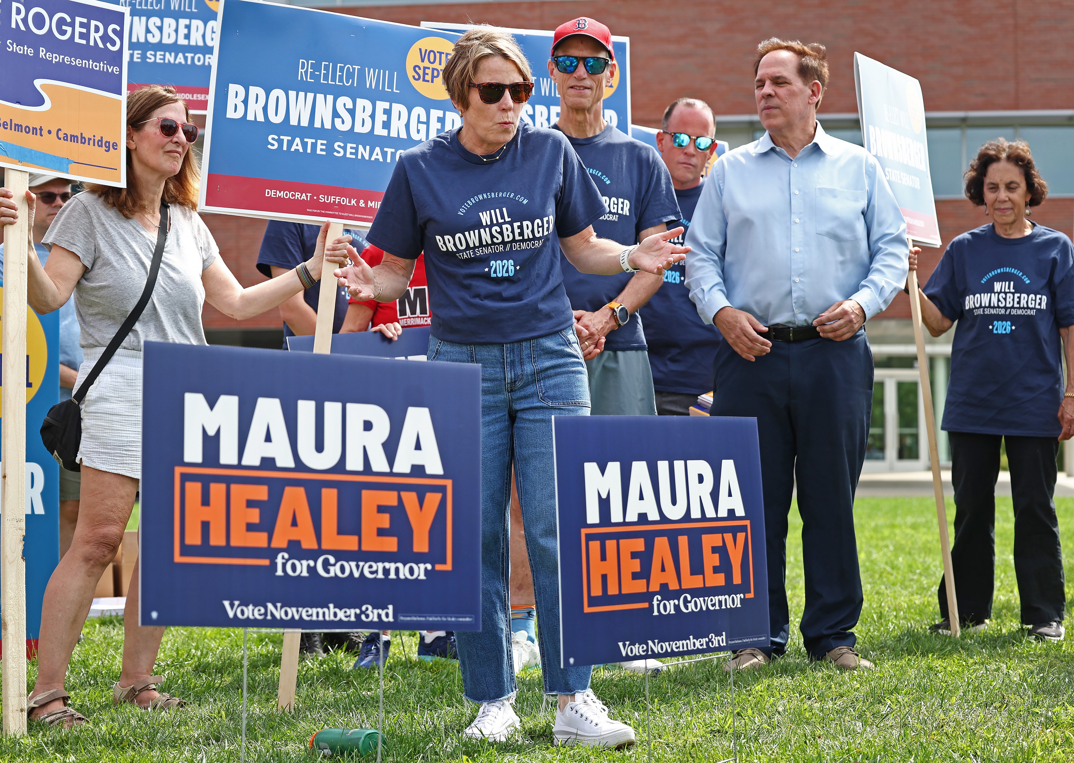 Dems respond to Minogue plan to spend $2B in Massachusetts gubernatorial campaign