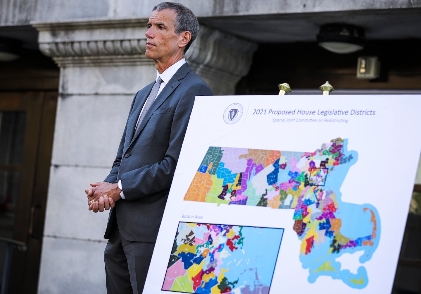 Rare endorsement switcheroo shakes up Mass. Senate race