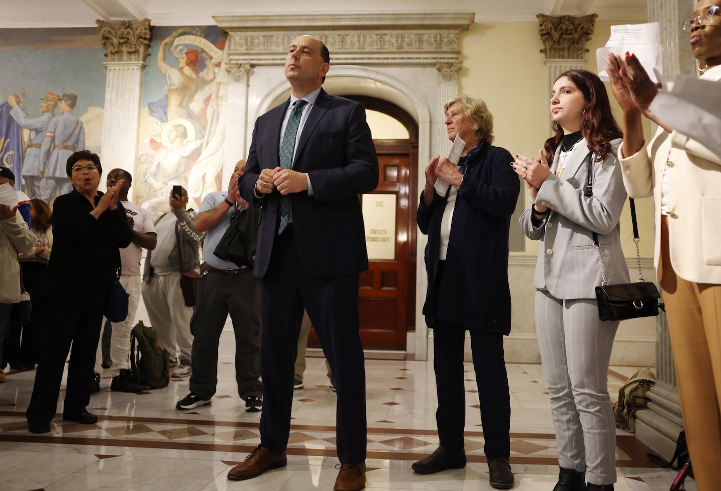 A candidate with no hand and the senator who doesn't look like the senator: AI seeps into state House campaign materials