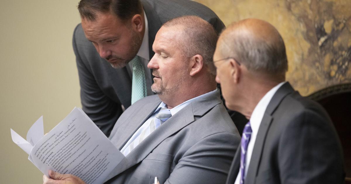 Committee dumps internet gaming bill into dead-end study