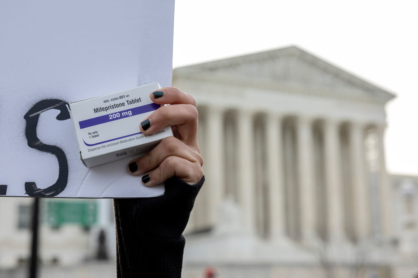 Here's what the Supreme Court ruling on mailing mifepristone means for Massachusetts