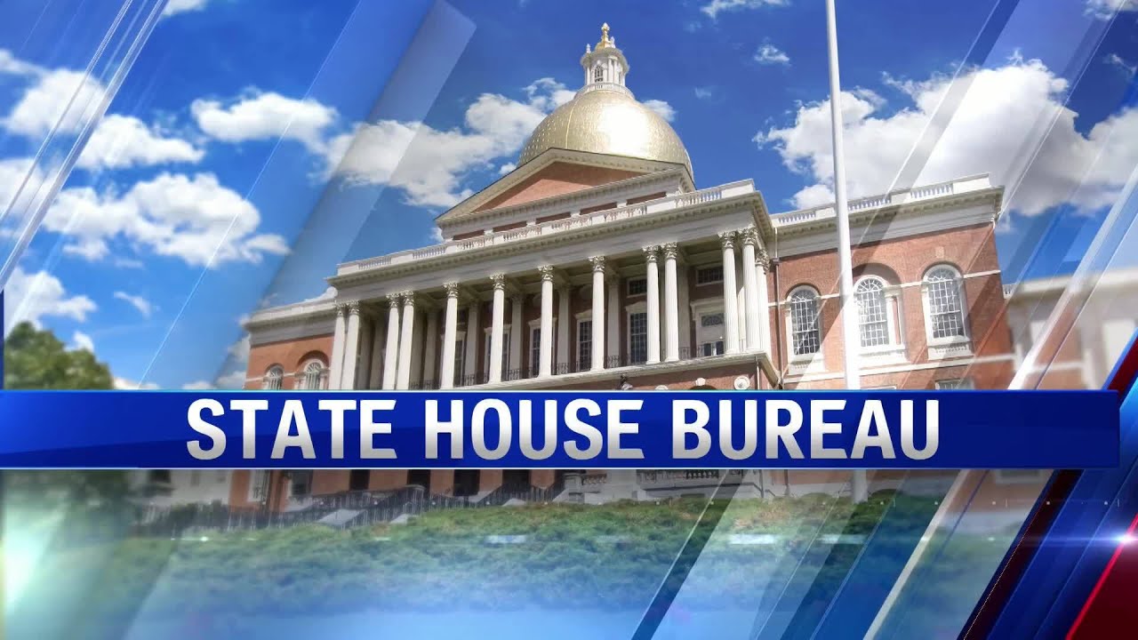 Healey housing secretary stepping down to take banking job