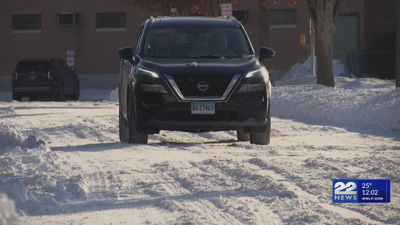 Travel bans lifted as blizzard conditions improve in Massachusetts