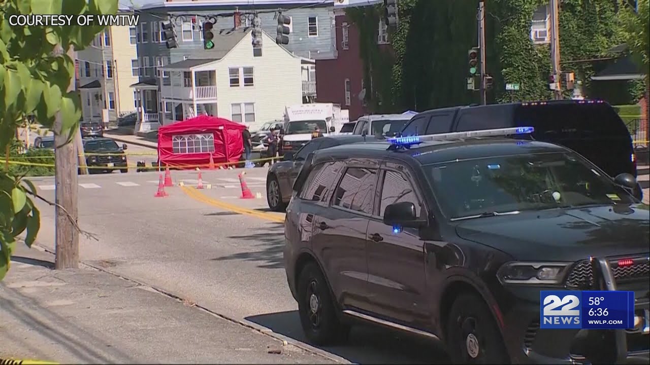 Mass. senators demand answers from ICE over deadly Maine shooting