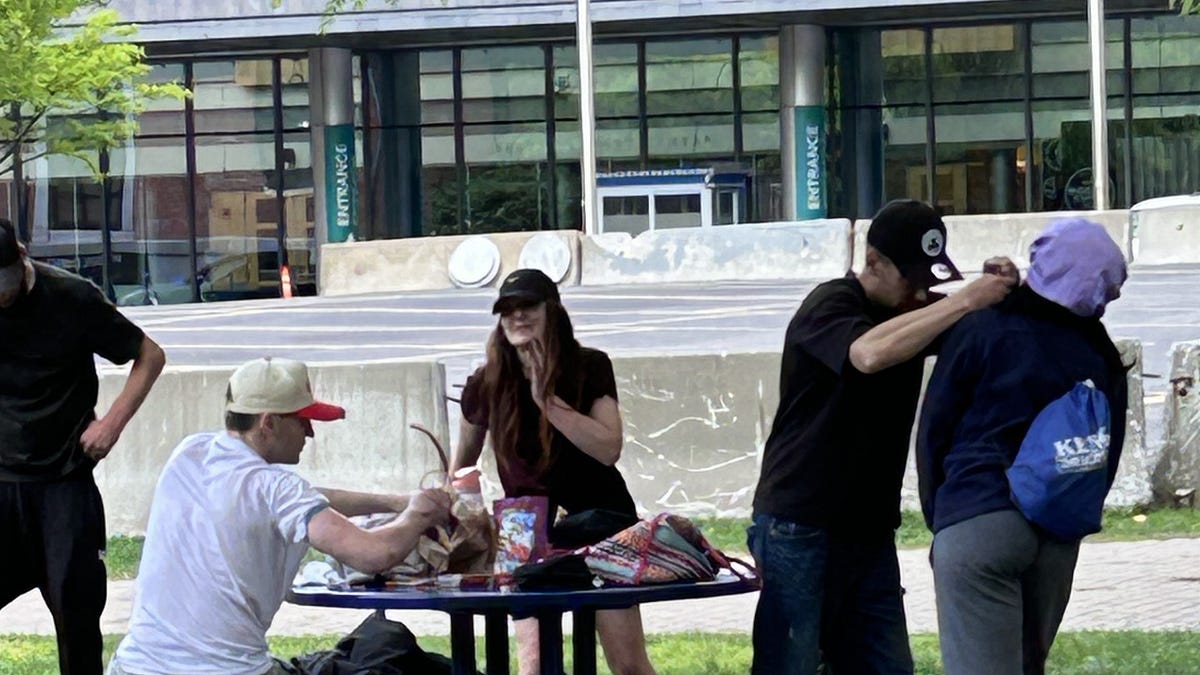 Barney Frank’s deathbed warning to Democrats | Proposed Navy Yard apartments for homeless, no sobriety required, has Charlestown fuming | Eastie activists fed up with faux slots plan | Quick Hits