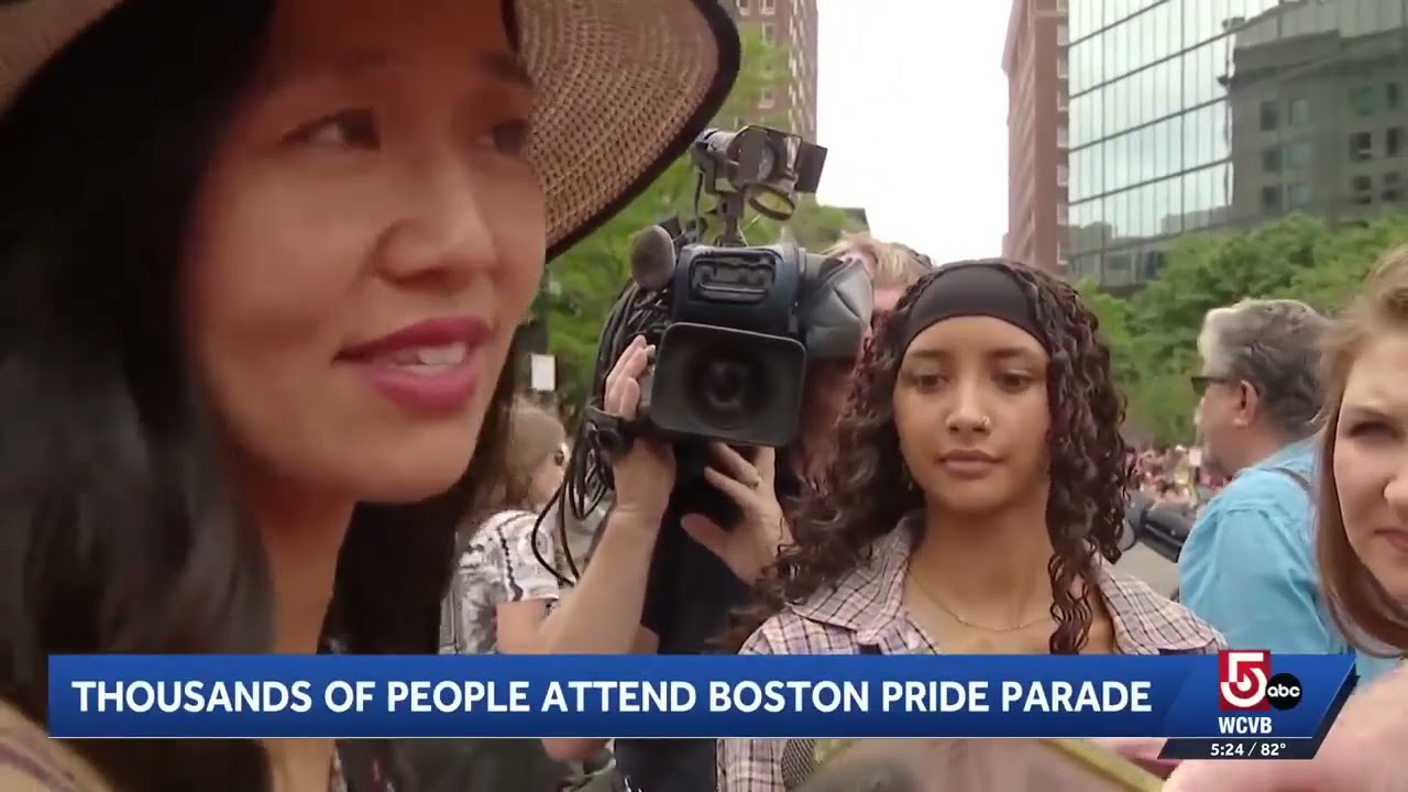 Boston Pride parade draws 12,000 to celebrate, protest and show support