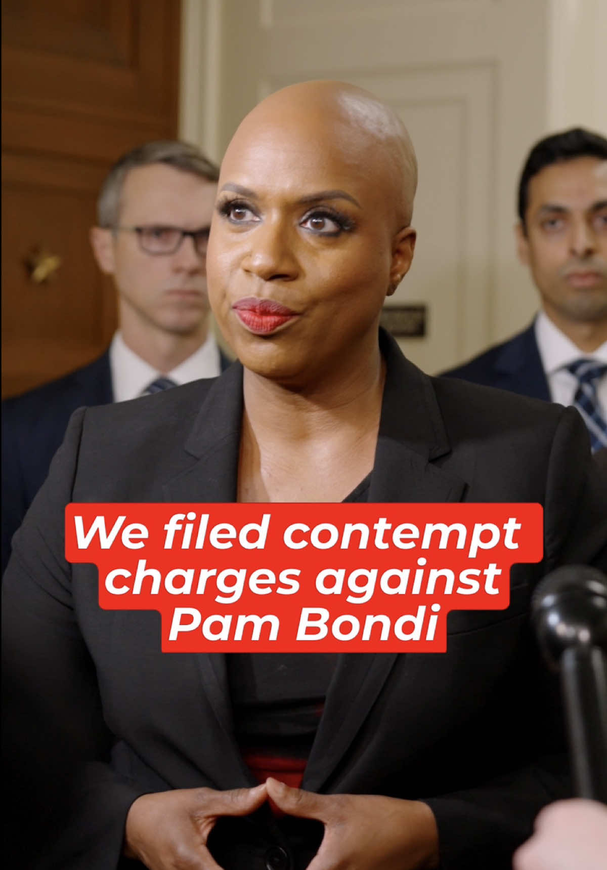 Today we filed contempt charges against Pam Bondi for refusing to testify about the Epstein files coverup.  45 mins later, the GOP announced her appearance date.  We'll keep pushing for accountability. 