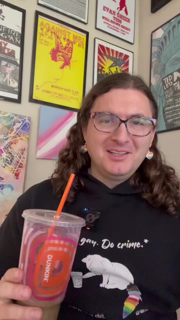 Had a bunch of dunks and went to town on @Governor Maura Healey ’s proposed social medial legislation.