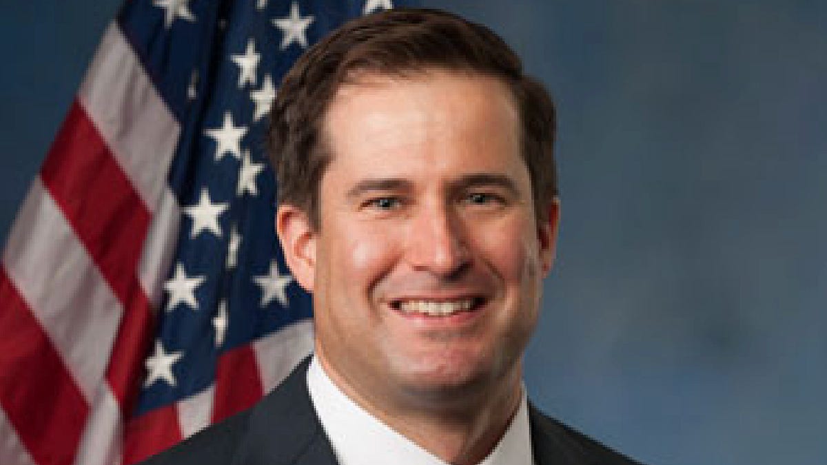 Seth Moulton lost. Good.