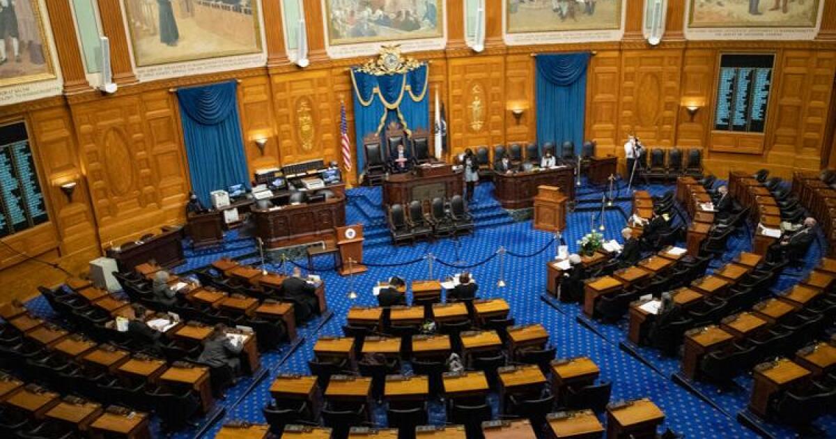 Defining moments, political headlines that shaped Massachusetts in 2025